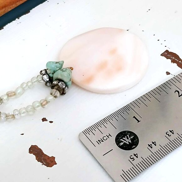 21" Howlite & Seed Bead Necklace, Seashell Pendant, Boho Statement - Picture 6 of 6